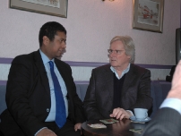 Annesley discussing the election campaign with Coronation Street star William Roache MBE (Ken Barlow) in The Hazel Grove Conservative Club
